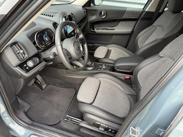 Mini COUNTRYMAN 2.0 Cooper SE ALL4 Camera/AdapCC/Apple