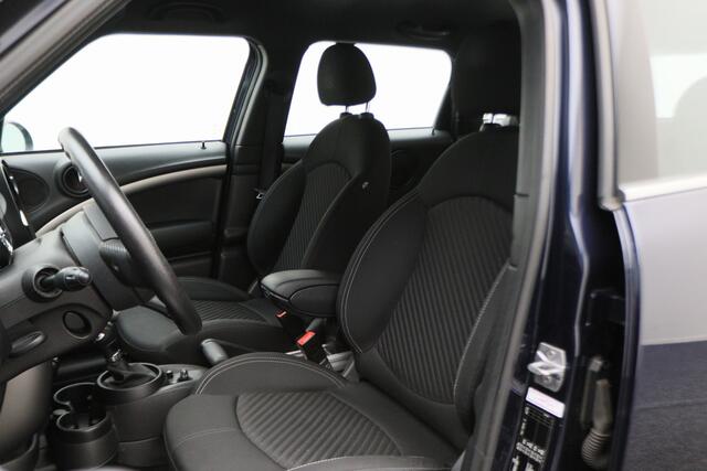 Mini COUNTRYMAN Mini 1.6 Cooper Pepper Automaat JCW Package, Xenon, Navigatie, Climate, PDC, 18"