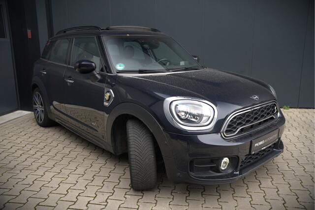 Mini COUNTRYMAN Mini 2.0 Cooper S E ALL4 Yours | Panoramadak | Harman Kardon | Head-Up Display | Keyless | Adaptive Cruise Control | Stoelverwarming | Ambiance Verlichting | Camera | Apple Carplay | Navigatie |
