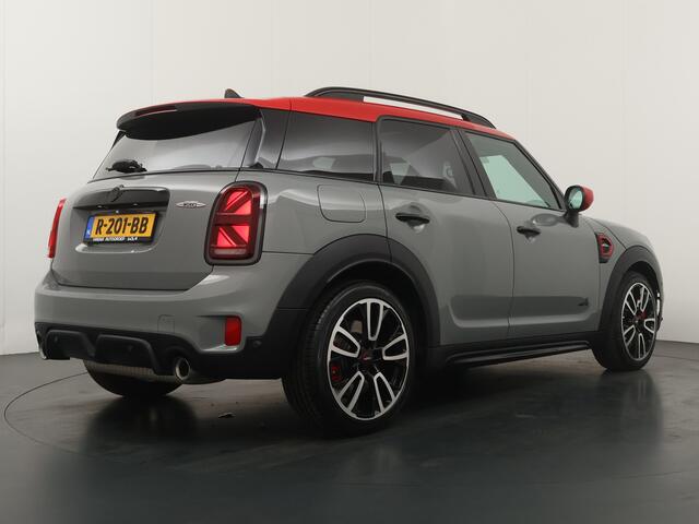 Mini COUNTRYMAN Mini 2.0 John Cooper Works ALL4 White Silver Edition Automaat - Airco - Apple Carplay/Android Auto - Cruise Control -KeyLess Entry - Panorama Dak - Lederen Bekleding - Voorstoelen Verwarmd - 12 Maanden BOVAG Garantie