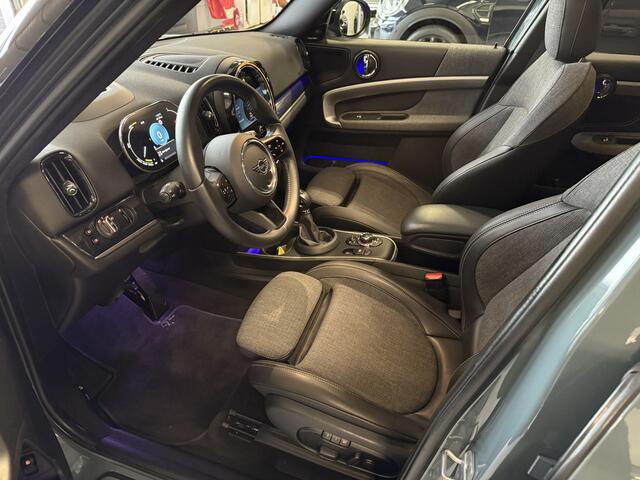 Mini COUNTRYMAN 2.0 Cooper SE ALL4 Pano/H&K/Camera