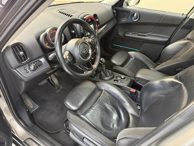 Mini COUNTRYMAN Mini 1.5 One, 102Pk, 2018, 1ste eigenaresse, Volledig leder, Panoramadak, Cruise control, Camera, Climate control, Stoelverwarming, Elektrische achterklep,