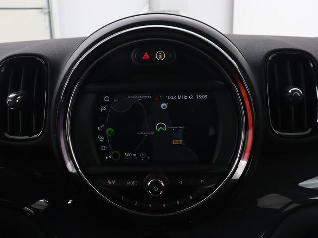 Mini COUNTRYMAN 1.5 Cooper Chili | Automaat | Full LED | Navigatie | Parkeerhulp | Climate control | 17'' | Bluetooth | Cruise control