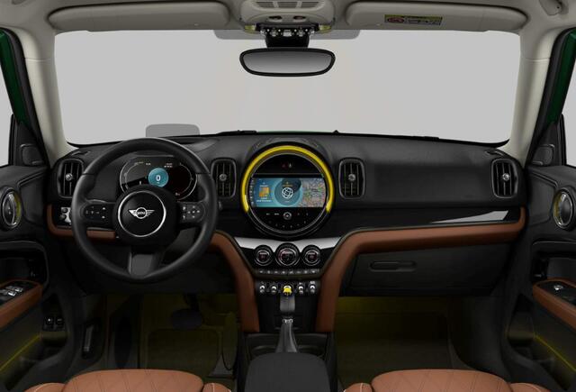 Mini COUNTRYMAN Cooper S E ALL4 Panoramadak - Elektrisch verwarmbare/verstelbare stoelen - Comfort acces - Driving/Parking Assistant - Harman Kardon - Head up - Active Cruise Control - Binnenlichtpakket -