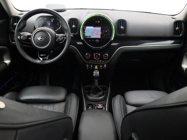 Mini COUNTRYMAN Mini 2.0 Cooper S E ALL4 MINI Yours | PANO | CAMERA | KEYLESS