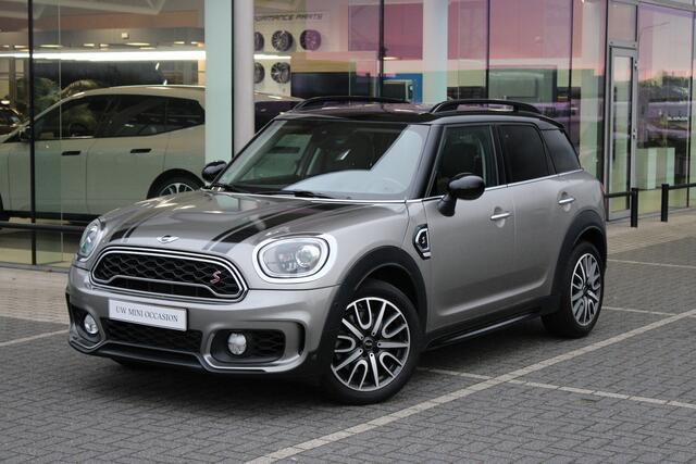 Mini COUNTRYMAN Cooper S Automaat / Sportstoelen / Achteruitrijcamera / LED / Active Cruise Control / Park Assistant / Navigatie Professional / Stoelverwarming
