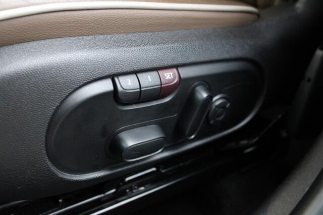 Mini COUNTRYMAN Cooper S Automaat / Sportstoelen / Achteruitrijcamera / LED / Active Cruise Control / Park Assistant / Navigatie Professional / Stoelverwarming