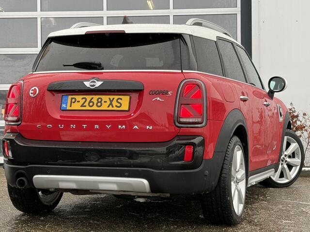 Mini COUNTRYMAN Mini 1.5 Cooper S E ALL4 Chili 225pk | Virtual Cockpit | Airco automatisch | Bluetooth | Cruise control | Elektrisch glazen panorama-dak | LED koplampen | Lederen bekleding | Navigatiesysteem full map | Voorstoelen verwarmd | Zeer nette auto!