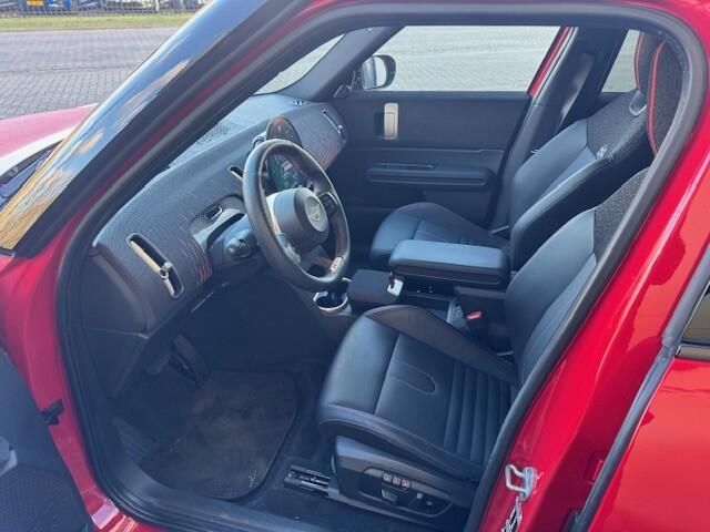 Mini COUNTRYMAN E John cooper works XL black pack, camera, JWC pack, panoramadak