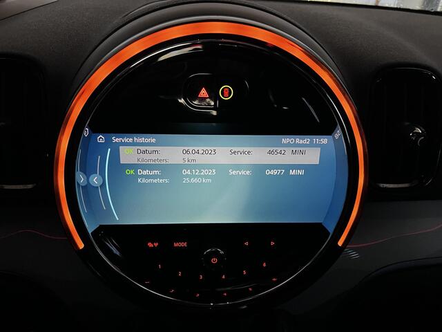 Mini COUNTRYMAN 1.5 Cooper S E ALL4 Untamed Edition Automaat / Dealer onderhouden / Leder / Schuifdak / Elektrische stoelen & klep / Harman Kardon / Adaptieve CC / HUD / Achteruitrijcamera / Parkeer assistent / Apple Carplay Android / 18" LM wielen /