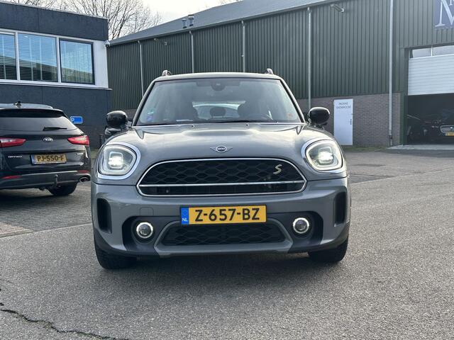 Mini COUNTRYMAN Mini 1.5 Cooper S E ALL4 PHEV Plug-in Hybride | Direct Rijklaar & Leverbaar | Panorama Dak | Stoelverwarming | Adaptieve Cruise Control | CarPlay & Camera | 12 Mnd BOVAG Garantie