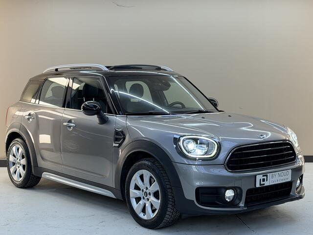 Mini COUNTRYMAN Mini 1.5 Cooper, 135Pk, 2018, Panoramadak, LED koplampen, Cruise control, 1ste eigenaar, Parkeersensoren, Sportstoelen, Stoelverwarming, Climate control,