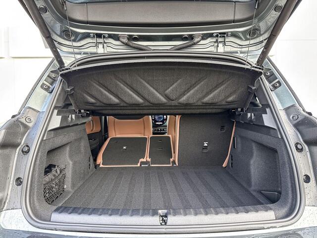 Mini COUNTRYMAN E Favoured 66.5 kWh M Pakket