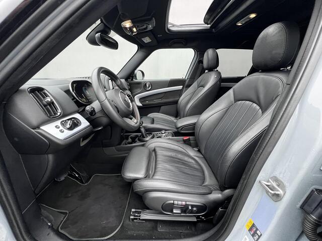 Mini COUNTRYMAN 1.5 Cooper S E ALL4 MINI Yours Automaat / Dealer onderhouden / Leder / Schuifdak / Elektrische stoelen & klep / Harman Kardon / Adaptieve CC / HUD / Achteruitrijcamera / Parkeer assistent / Apple Carplay Android / 19" LM wielen /