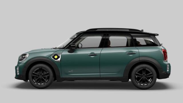 Mini COUNTRYMAN Cooper S E ALL4 Panoramadak - Active Cruise Control - Elektrisch verwarmbare/verstelbare stoelen - Harman Kardon - Driving/Parking Assistent - Comfort acces - Head up - Achteruitrijcamera -