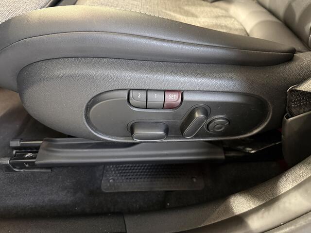 Mini COUNTRYMAN 2.0 Cooper S E ALL4 John Cooper Works H&K/Pano/Camera