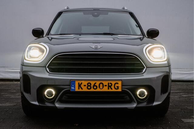 Mini COUNTRYMAN Mini 1.5 One Pepper Full map navigatie/ Cruise control/ Pdc/ Carplay/ Climate control
