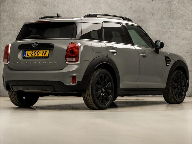 Mini COUNTRYMAN Mini 1.5 Sportline (APPLE CARPLAY, NAVIGATIE, BRUIN LEDER, JCW SPORTSTUUR, STOELVERWARMING, SFEERVERLICHTING, GETINT GLAS, NIEUWSTAAT)
