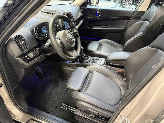 Mini COUNTRYMAN 1.5 Cooper SE ALL4 Pano/H&K/Camera