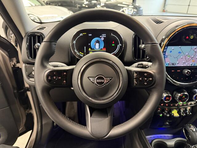 Mini COUNTRYMAN 1.5 Cooper SE ALL4 Pano/H&K/Camera