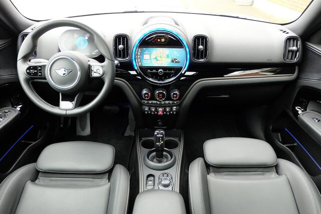 Mini COUNTRYMAN Mini 1.5 Cooper Classic Business Edition / Pano / Camera / Leder