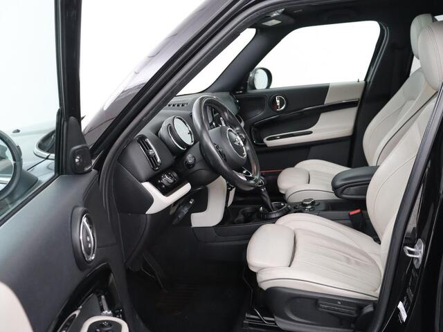 Mini COUNTRYMAN 2.0 Cooper S Chili | Panoramadak | Leder | Trekhaak | Stoelverwarming | Harman/Kardon | Camera | Park Assist | 18'' | Full LED | Navigatie | Climate control