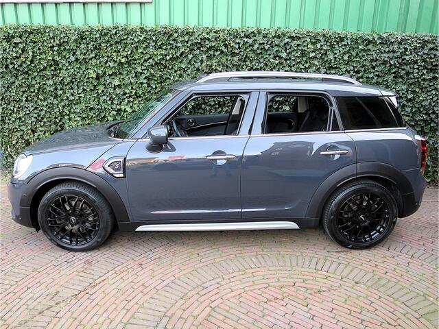 Mini COUNTRYMAN 2.0 Cooper S Chili F60 met Pano.dak, LED, Leer, Apple Carplay en 18"