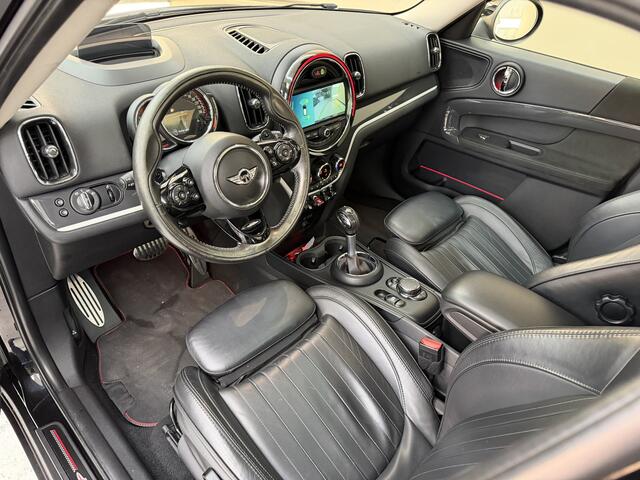 Mini COUNTRYMAN Mini 2.0 Cooper S ALL4 Chili, 192Pk, 2017, Volledig leder, Panoramadak, Groot scherm, Camera, Head up display, Stoelverwarming, Climate control, Adaptieve cruise control,