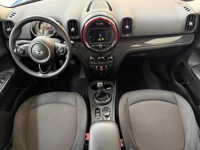 Mini COUNTRYMAN Mini 1.5 One, 102PK, 2019, 1ste eigenaar, Climate control, Cruise control, Bluetooth audio, Navigatie, Parkeersensoren, 4 seizoenen banden,