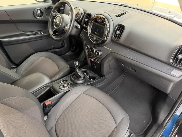 Mini COUNTRYMAN Mini 1.5 One, 102PK, 2019, 1ste eigenaar, Climate control, Cruise control, Bluetooth audio, Navigatie, Parkeersensoren, 4 seizoenen banden,