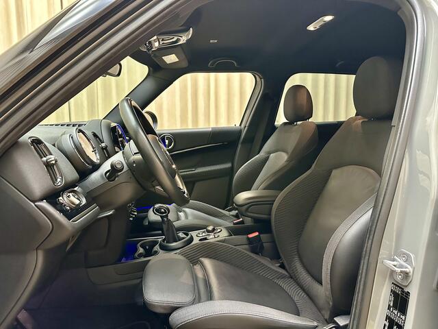 Mini COUNTRYMAN Mini 2.0 Cooper S E ALL4 *225pk* Eerste Eigenaar / 1/2 Leder / Navigatie / Keyless / Cruise / LED / ECC / LMV