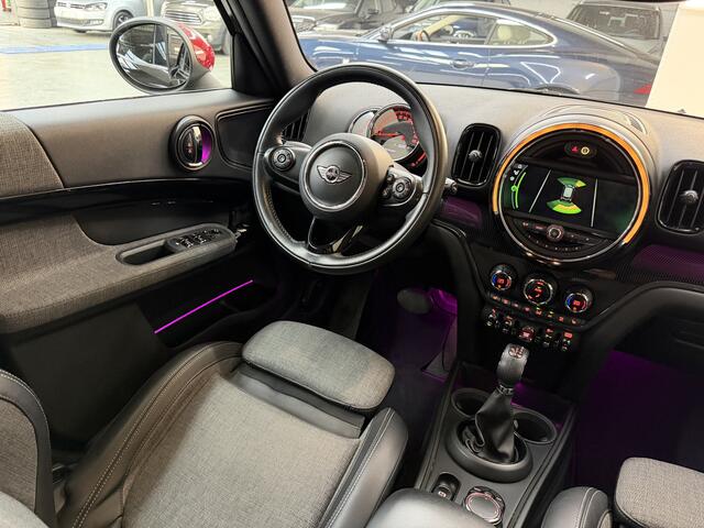 Mini COUNTRYMAN Mini 1.5 Cooper ALL4 Chili, 135Pk, 2018, 1ste eigenaar, Dealer onderhouden, Groot scherm, Stoelverwarming, Parkeersensoren, Sportstoelen, Voorruitverwarming, Climate control, Rij modus,