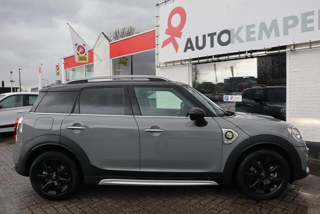 Mini COUNTRYMAN 1.5 COOPER S E ALL4 PEPPER APPLE CARPLAY|NAVIGATIE|CRUISE