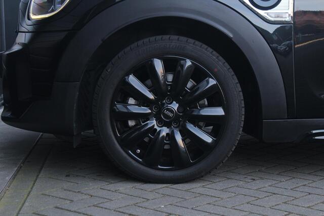 Mini COUNTRYMAN Mini 1.5 Cooper S E ALL4 John Cooper Works | Keyless | Navi | Camera | Climate | Zwarte Hemel