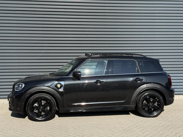 Mini COUNTRYMAN 2.0 Cooper SE ALL4 Pano/H&K/Camera/Apple