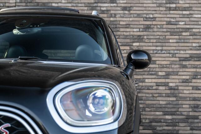 Mini COUNTRYMAN 2.0 Cooper S ALL4 | JCW-Trim | Navigatie | Panorama | Lounge Leder | Head-Up | Camera | 18"LM | Midnight Black