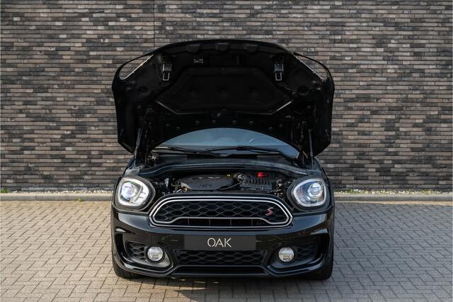 Mini COUNTRYMAN 2.0 Cooper S ALL4 | JCW-Trim | Navigatie | Panorama | Lounge Leder | Head-Up | Camera | 18"LM | Midnight Black