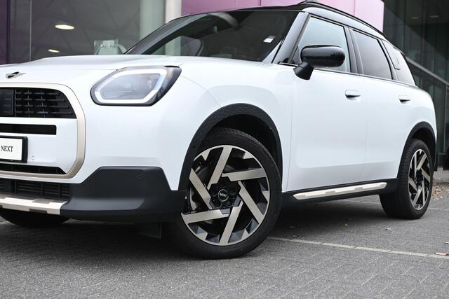 Mini COUNTRYMAN C Automaat / Pakket XL / Favoured / 19" Kaleido Spoke 2-tone