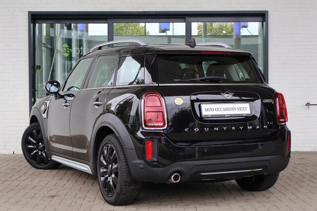 Mini COUNTRYMAN Mini 1.5 Cooper S E ALL4 Chili Navigatie | Cruise Control | Parkeersensoren | Comfort Access | 18" Licht Metaal | Sportstoelen
