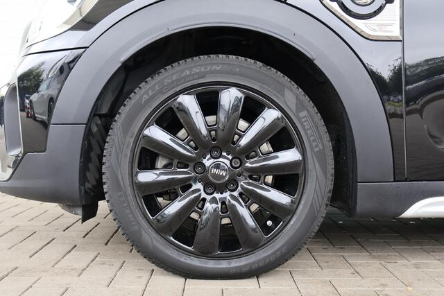 Mini COUNTRYMAN Mini 1.5 Cooper S E ALL4 Chili Navigatie | Cruise Control | Parkeersensoren | Comfort Access | 18" Licht Metaal | Sportstoelen