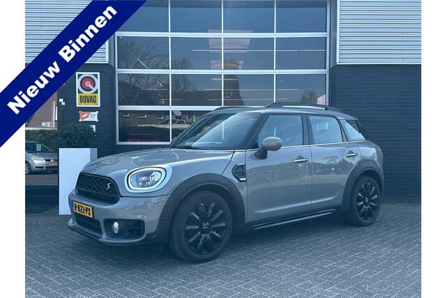 Mini COUNTRYMAN Mini 1.5 Dutch Made Edition, Automaat, Pano, Navi, Bluetooth, PDC