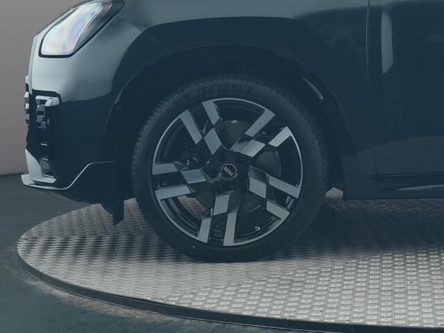 Mini COUNTRYMAN 1.5 C John Cooper Works XL SEAF | Elektrische verstelbare stoelen | Stoelmassage | Trekhaak | Panoramadak |