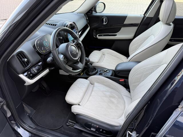 Mini COUNTRYMAN 2.0 Cooper SE ALL4 Pano/Leder.H&K/Camera