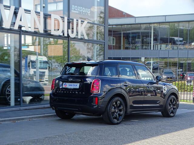 Mini COUNTRYMAN 1.5 Cooper SE ALL4 Pano.dak Memory stoelen Harman/kardon Camera Comforttoegang Adaptive-Cruise Head-Up 17''LM Velgen