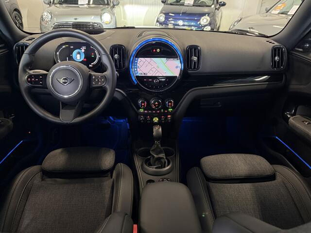 Mini COUNTRYMAN 2.0 Cooper SE ALL4 Pano/H&K/Camera/Apple