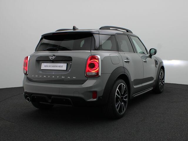 Mini COUNTRYMAN Cooper Serious Business +John Cooper Works Trim Pakket + Comfort Access + Panoramadak + Harman Kardon + 19''