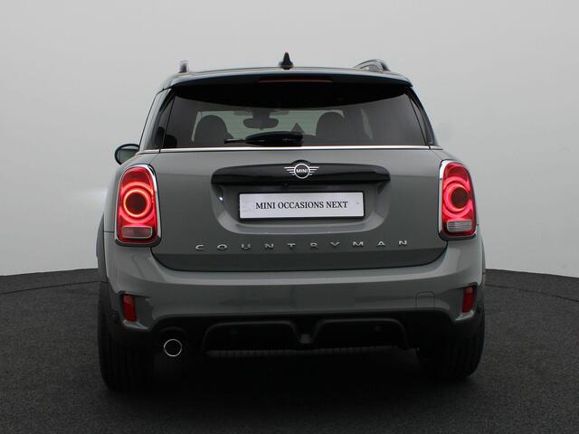 Mini COUNTRYMAN Cooper Serious Business +John Cooper Works Trim Pakket + Comfort Access + Panoramadak + Harman Kardon + 19''