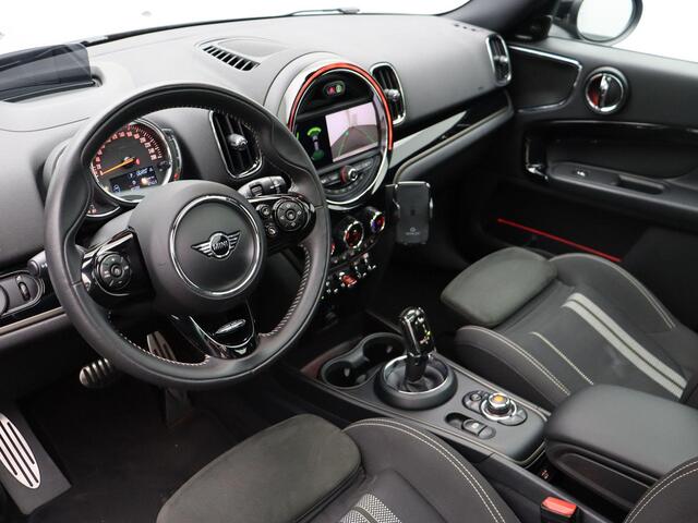 Mini COUNTRYMAN Cooper Serious Business +John Cooper Works Trim Pakket + Comfort Access + Panoramadak + Harman Kardon + 19''
