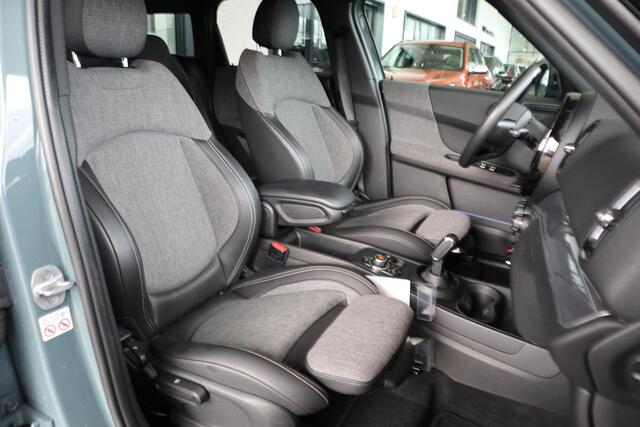 Mini COUNTRYMAN Cooper | Business Plus | Chili | Connected Navigation Plus