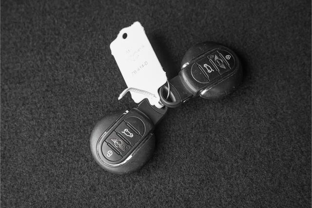 Mini COUNTRYMAN Mini 2.0 Cooper S Knightsbridge Edition Pano H/K JCW Pack Keyless CarPlay 18"